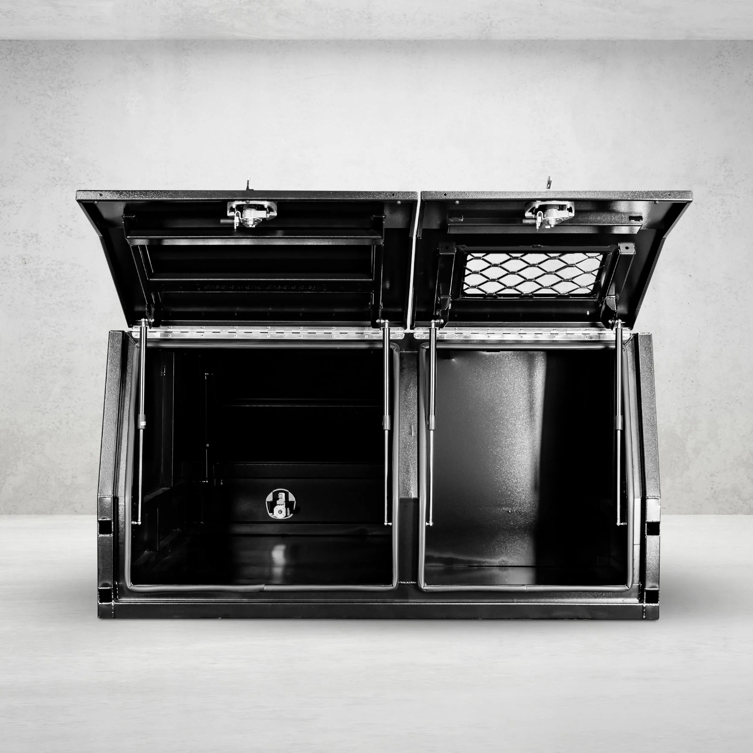 1650mm Aluminium Canopy DS - Black