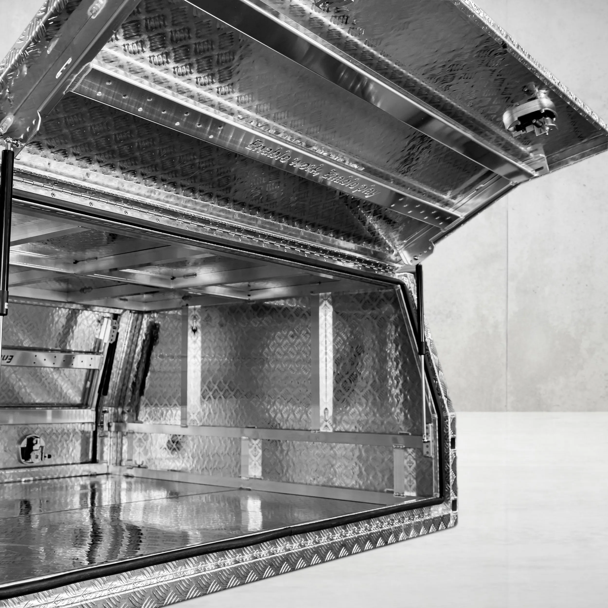1800mm Aluminium Canopy - C/Plate