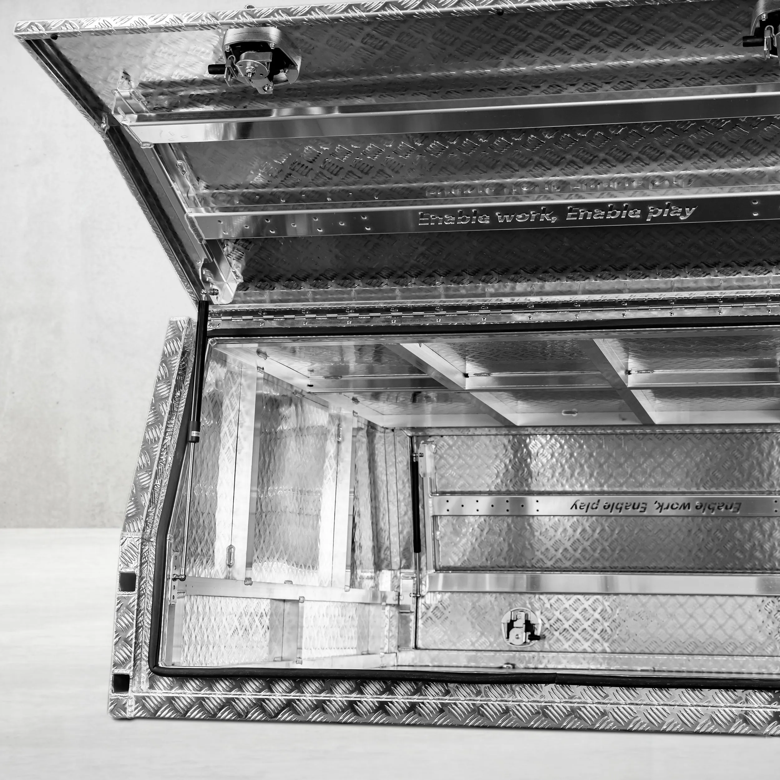 1800mm Aluminium Canopy - C/Plate