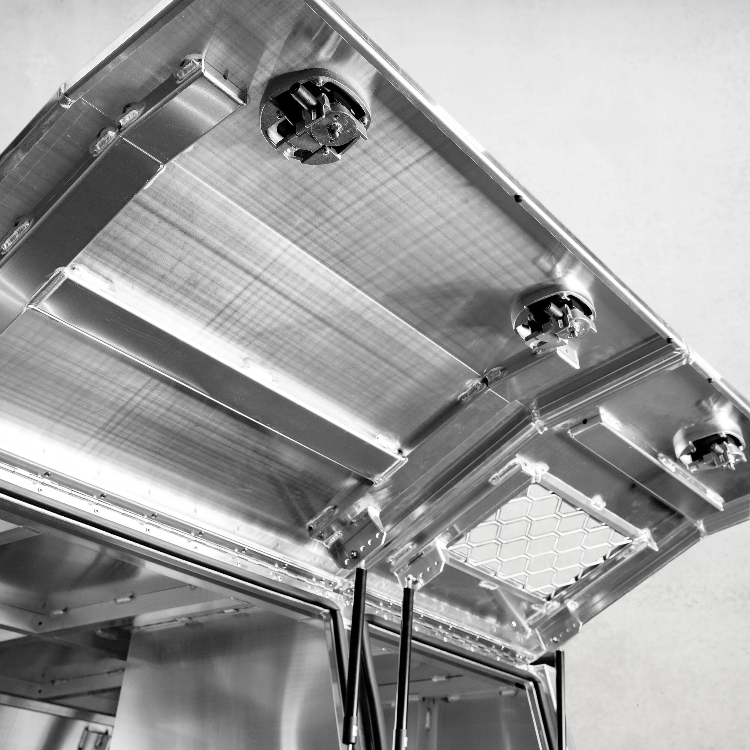1800mm Aluminium Canopy DS - Alloy