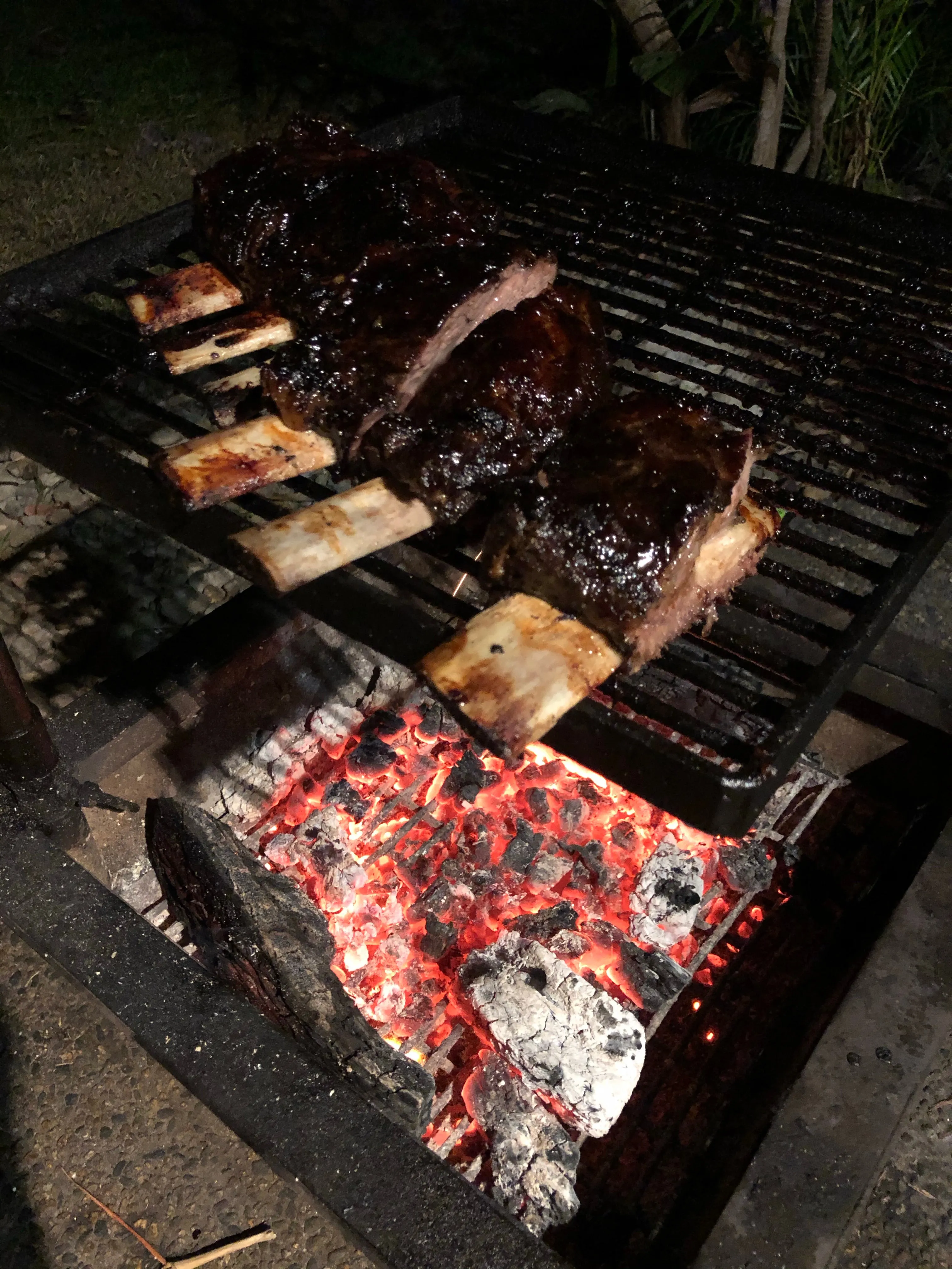 Backyard Fire Pit, Square Grill & Stabiliser