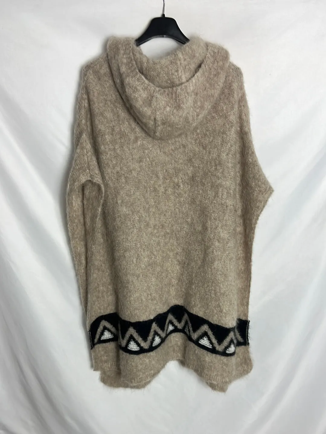 DOROTHE SCHUMACHER. Poncho/capa lana beige con capucha. T 2 (M)