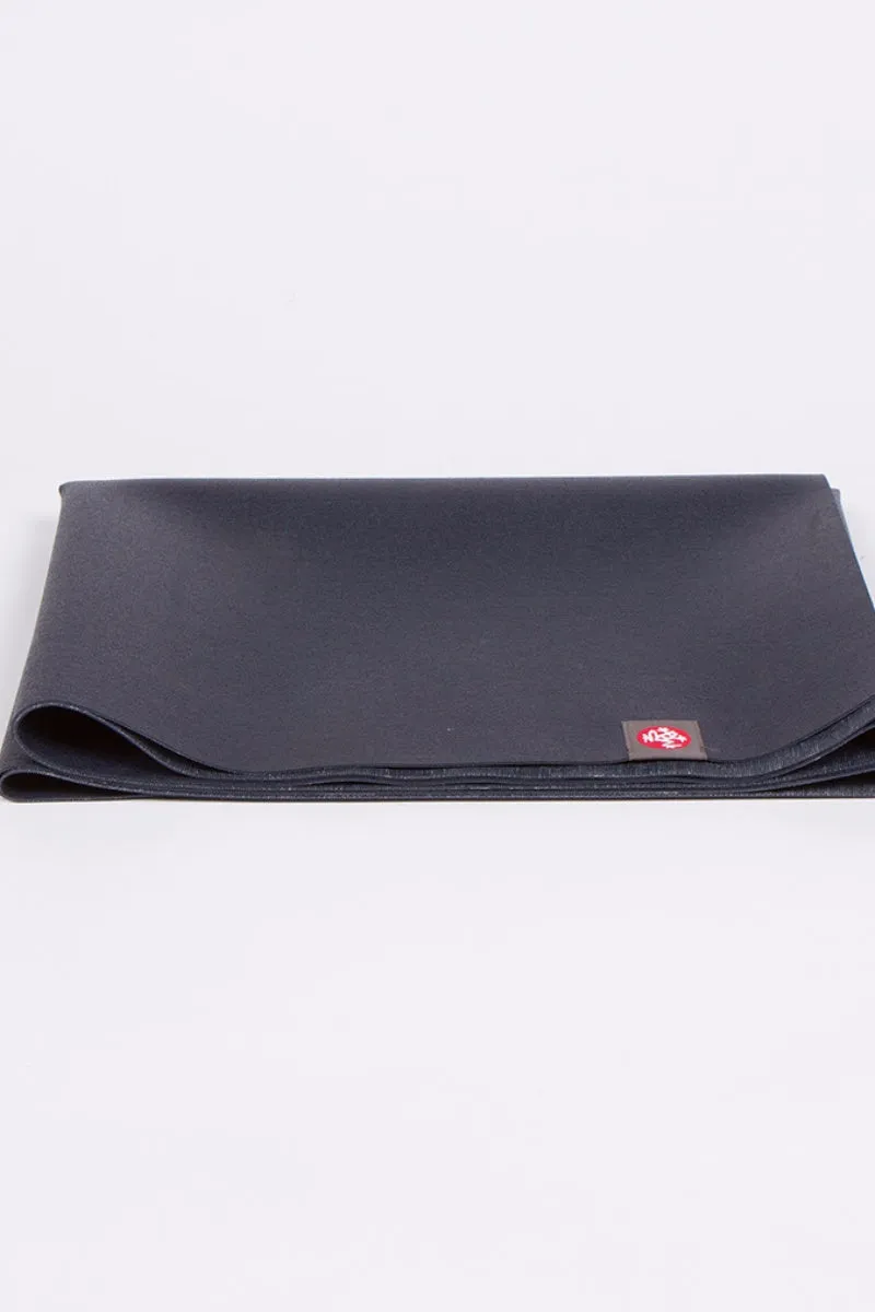 MANDUKA // eKO SUPERLITE TRAVEL YOGA MAT - 1kg - MIDNIGHT