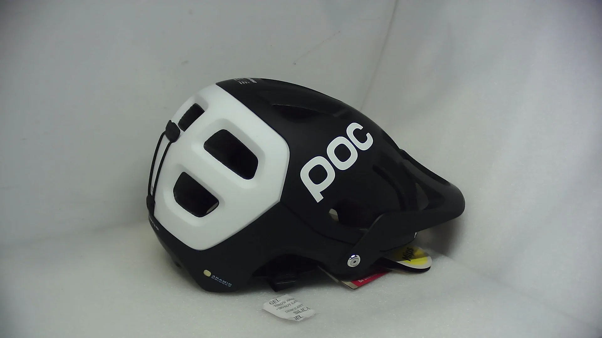 POC Tectal Race MIPS Uranium Black/Hydrogen White Matt Medium/55-58 - Open Box (Without Box)